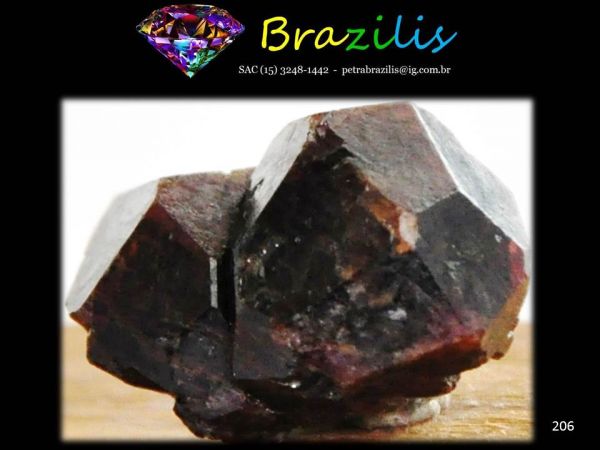 GRANADA PIRÔPO MINERAL DE COLEÇÃO GEMSTONES GARNET Cód.260M