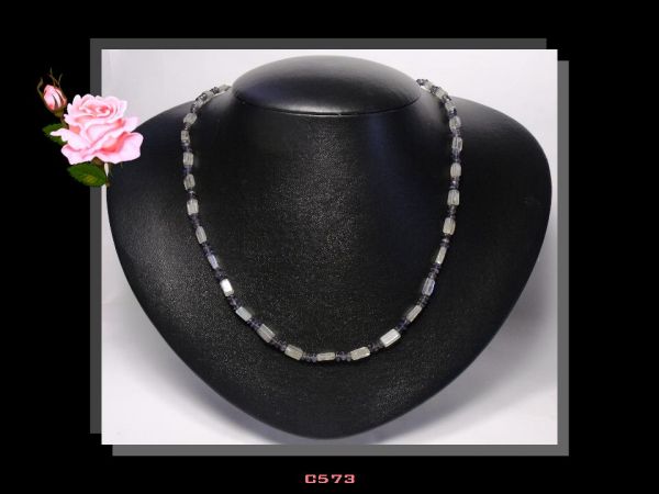 Colar Pedras Granadas Labradoritas Clássico Bijoux Finas Cód.571C
