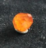 GRANADA GROSSULÁRIA Pedra Mineral COLLECTION Garnet Gemstone. Cód.093M