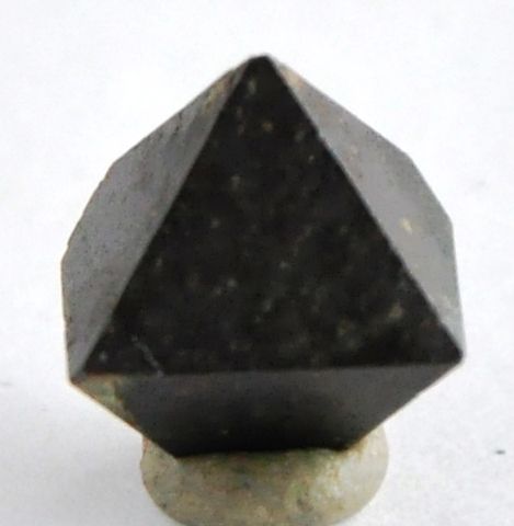 MAGNETITA Mineral Pedra Coleção Magnetite Gemstone BRAZIL Cód.038M