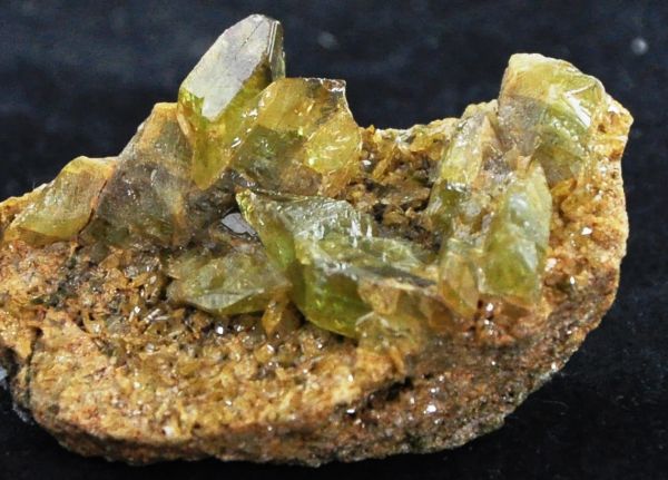 TITANITA Mineral Pedra Coleção TITANITE Gemstone BRAZIL Cód.065M